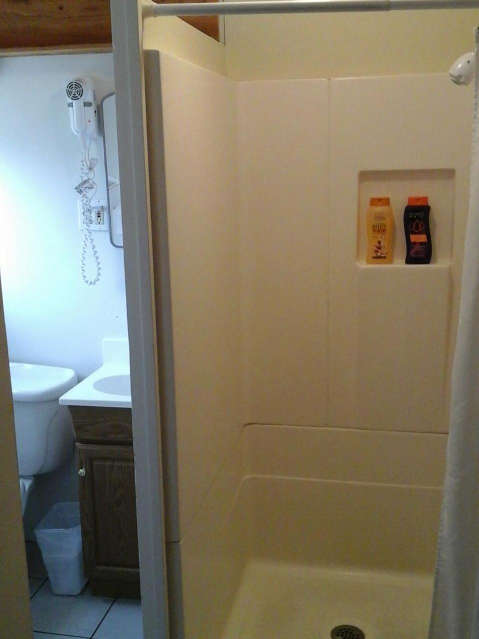 River Bend Motel Llc Spray Bagian luar foto
