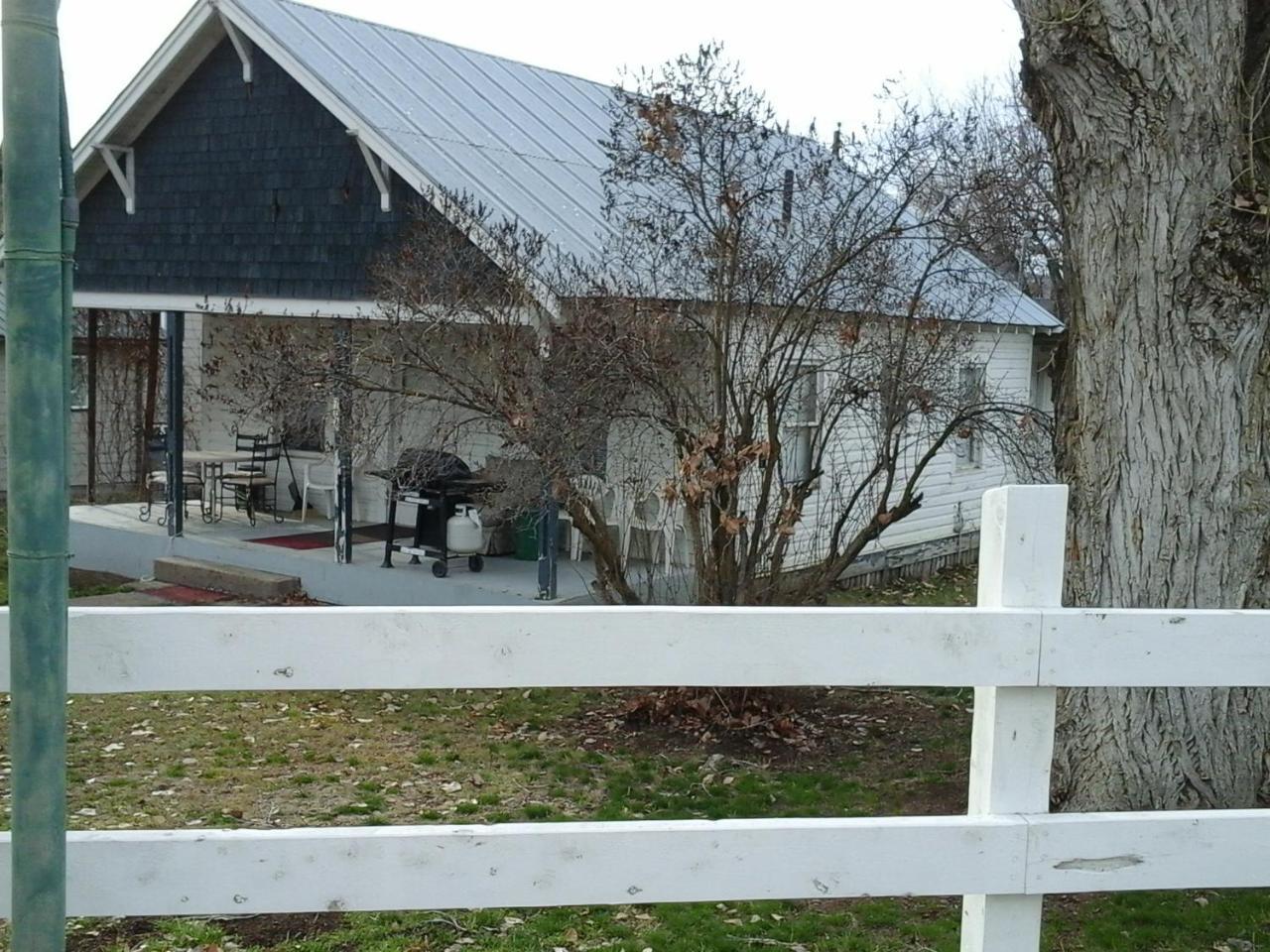 River Bend Motel Llc Spray Bagian luar foto